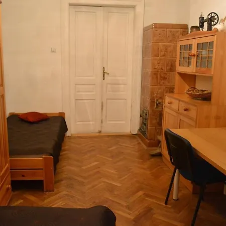 Mariacki Tower Apartment